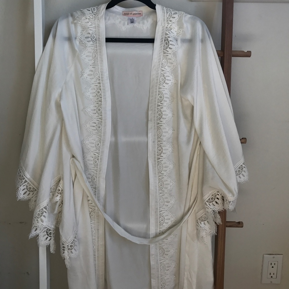 Lace Bridal Robe