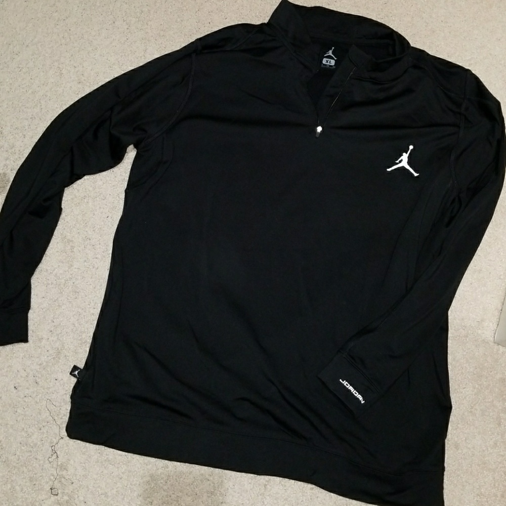 Jordan Pullover