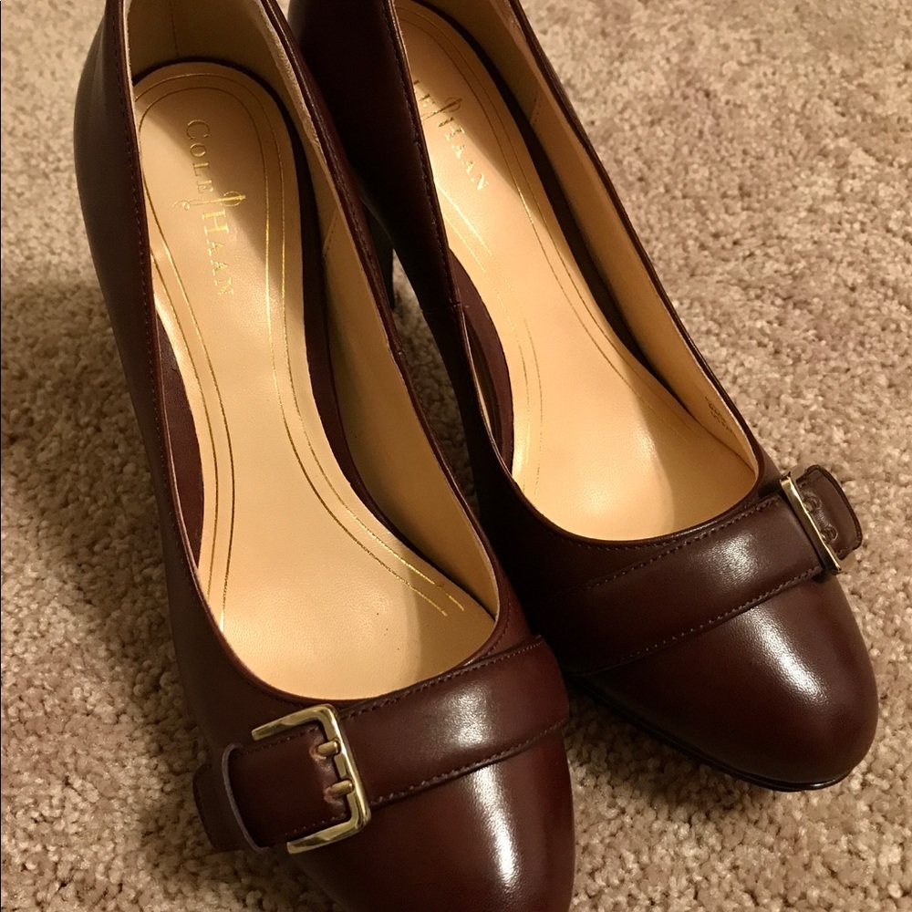 Cole Haan Nike Air Chelsea Buckles Heels 6.5