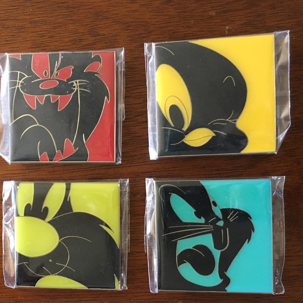 Warner Bros. Magnets Set