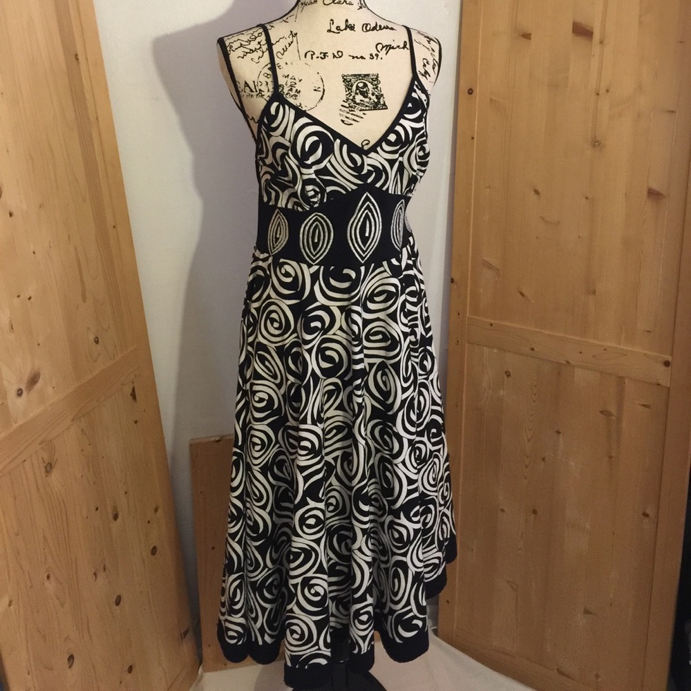 Black and white dress