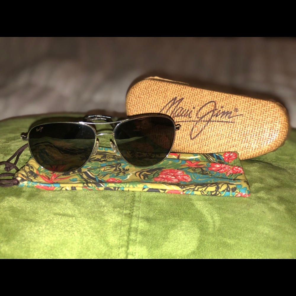 😎😎Maui Jim Cliff House polarized sunglasses ☀️
