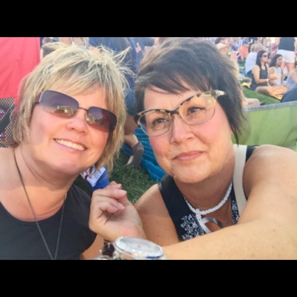 Meet your Posher, Kelly