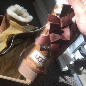 Ugg toddler boots