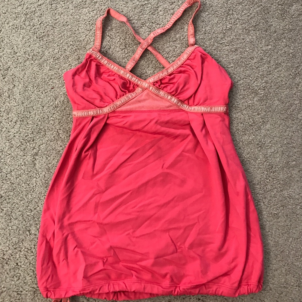 Lululemon tank