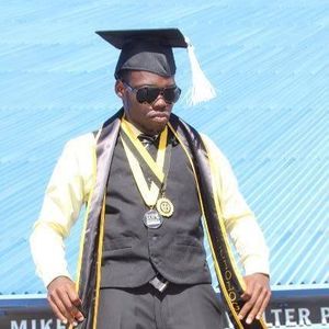 Meet your Posher, Aaron