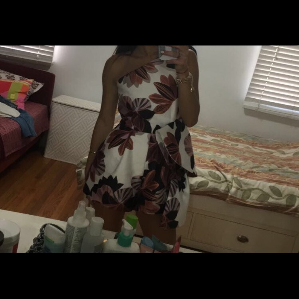 One shoulder floral romper. Very pretty and unique