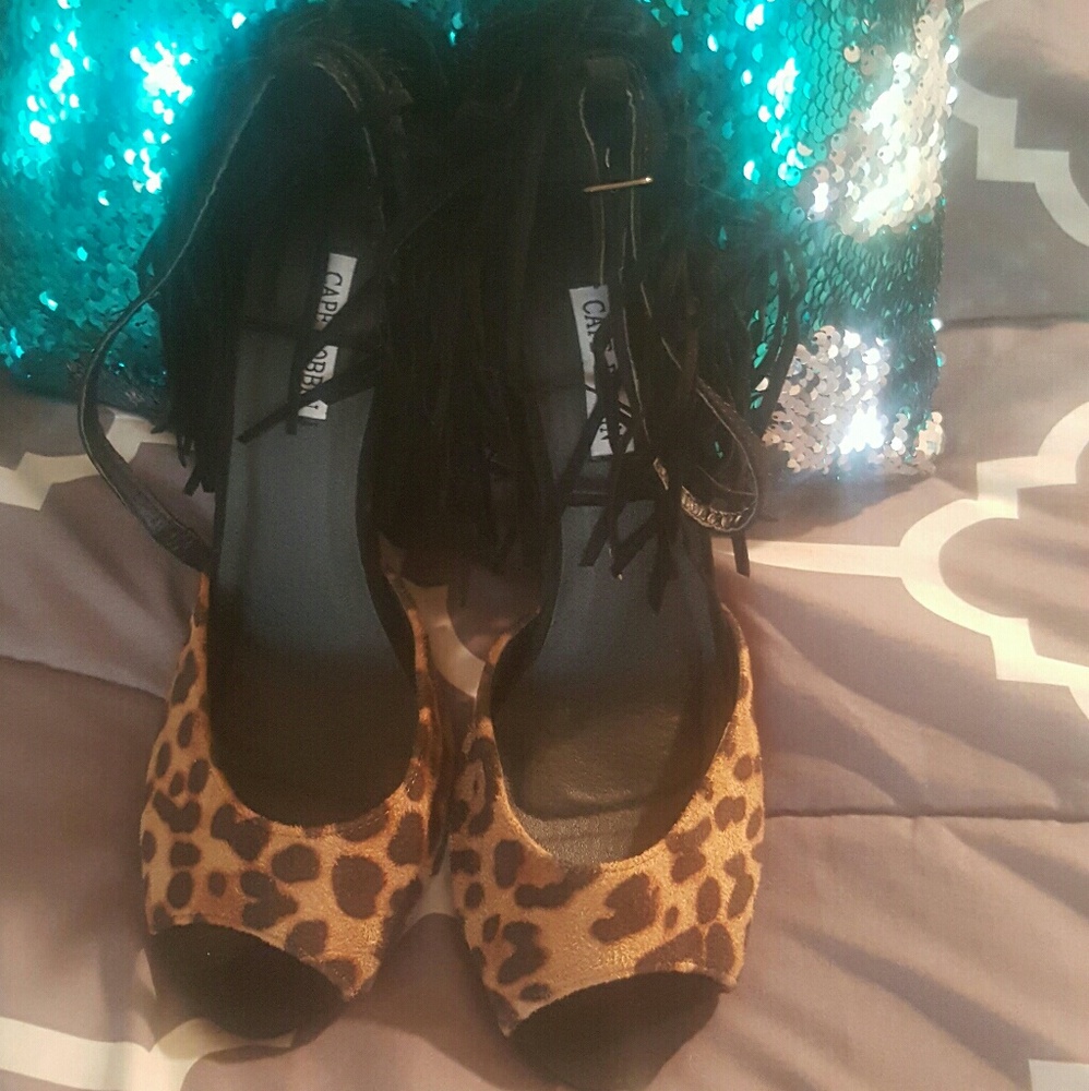 Leopard print heels - Picture 3 of 3