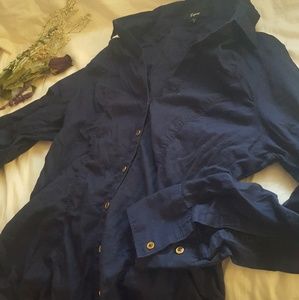 Long sleeve button up collared top