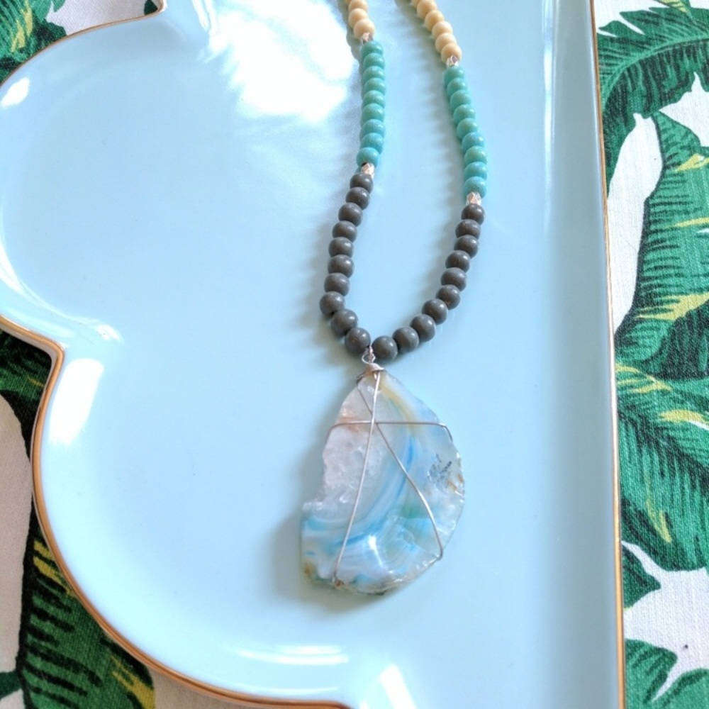 Sky BLUE AGATE NECKLACE- MALA - MADE IN USA 🇺🇸