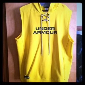 NWOT UNDER ARMOUR SLEEVELESS HOODIE