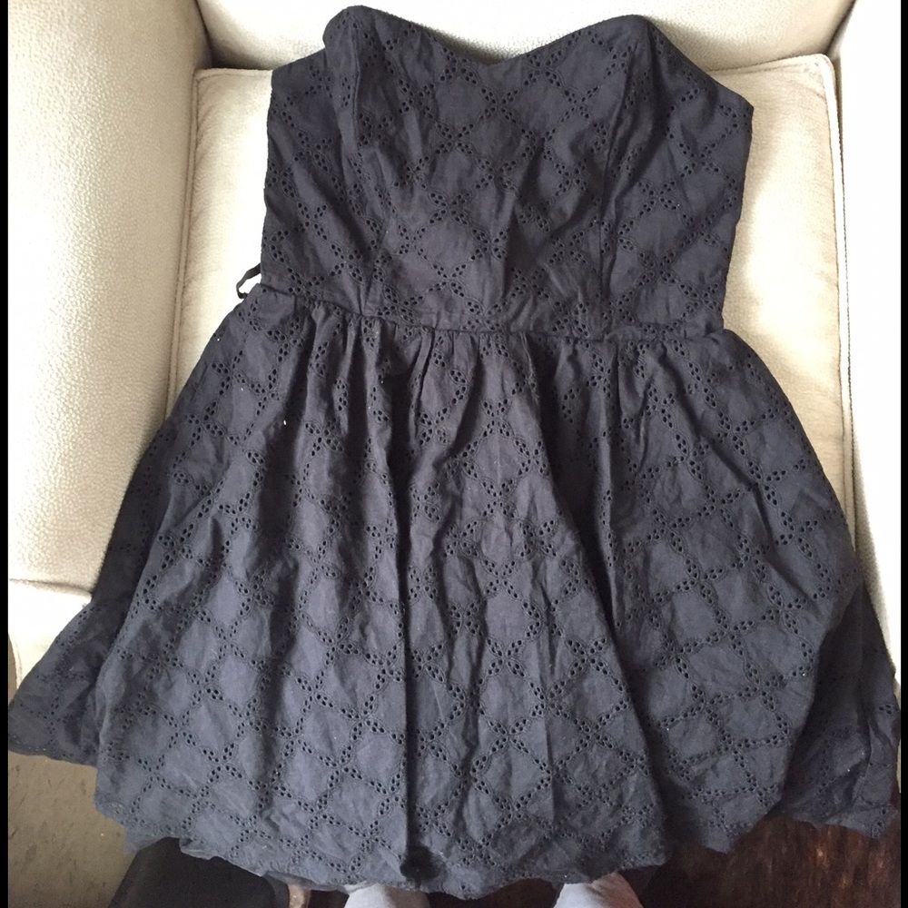 Forever 21 Black Strapless Cotton Dress Size M