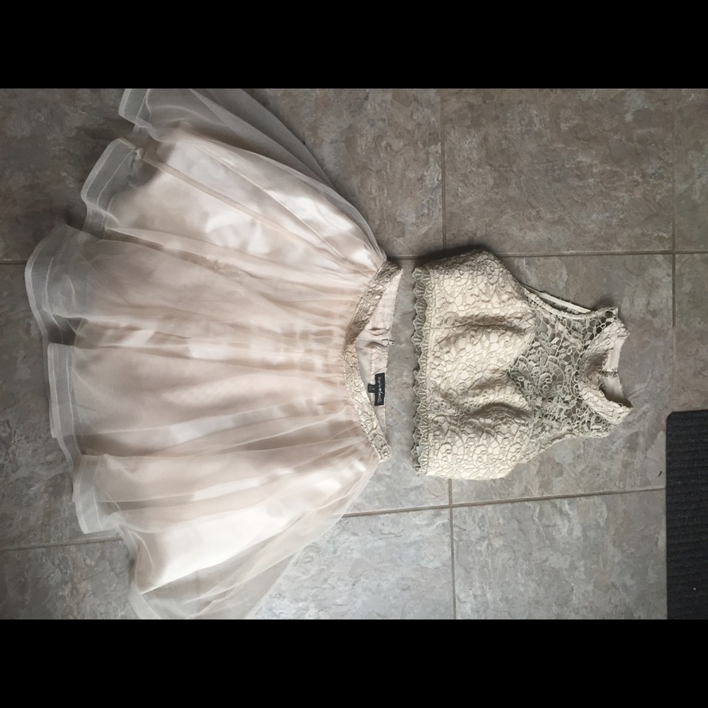 STUNNING HOMECOMING DRESS