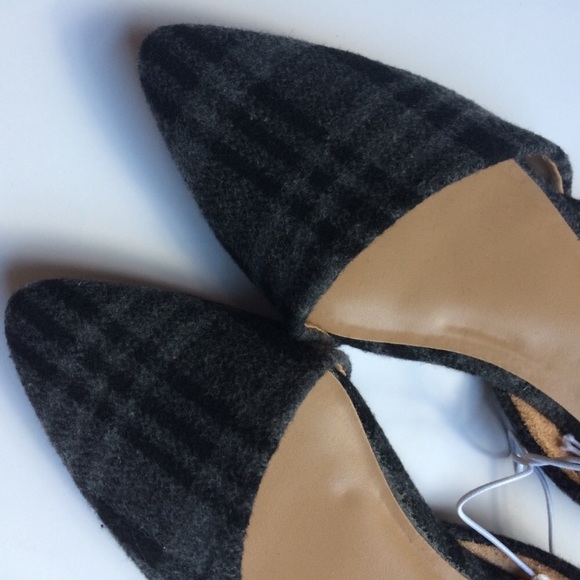 🌚Merona Pointy Toe Flannel Flats🌚 - Picture 7 of 8