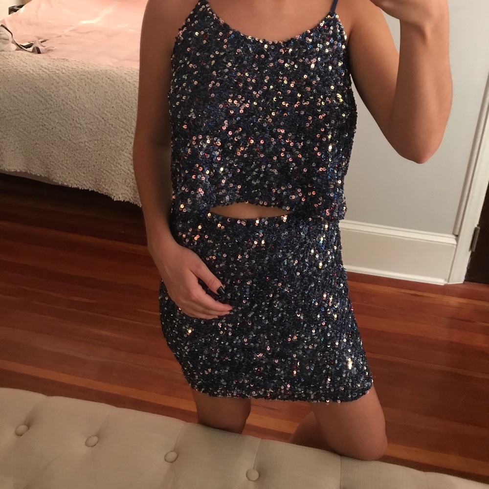MLV SEQUIN TOP