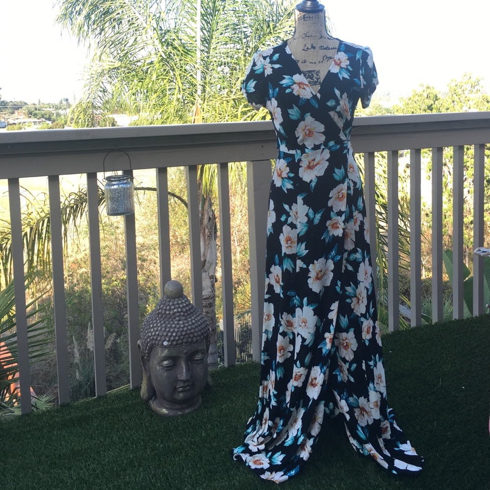 Maxi flower dress
