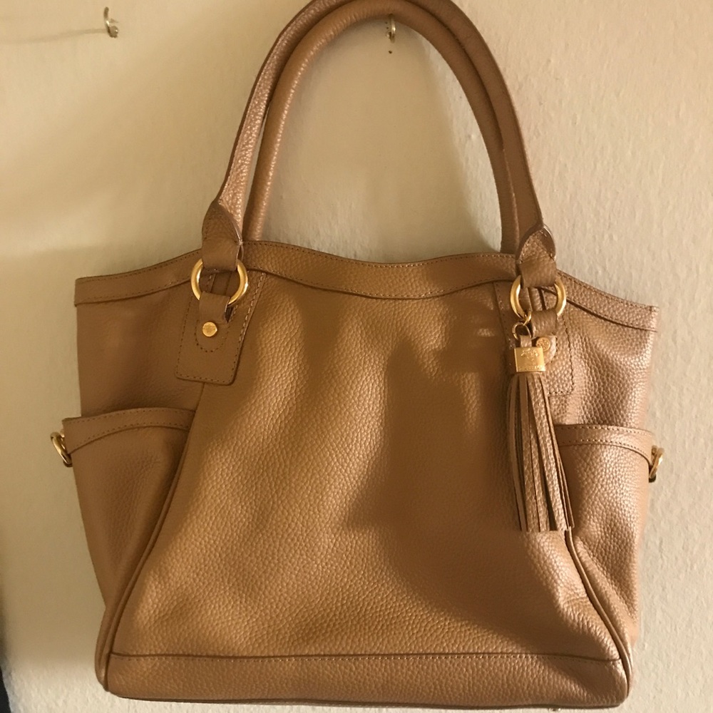 Cute Prix De Dressage tan leather handbag!