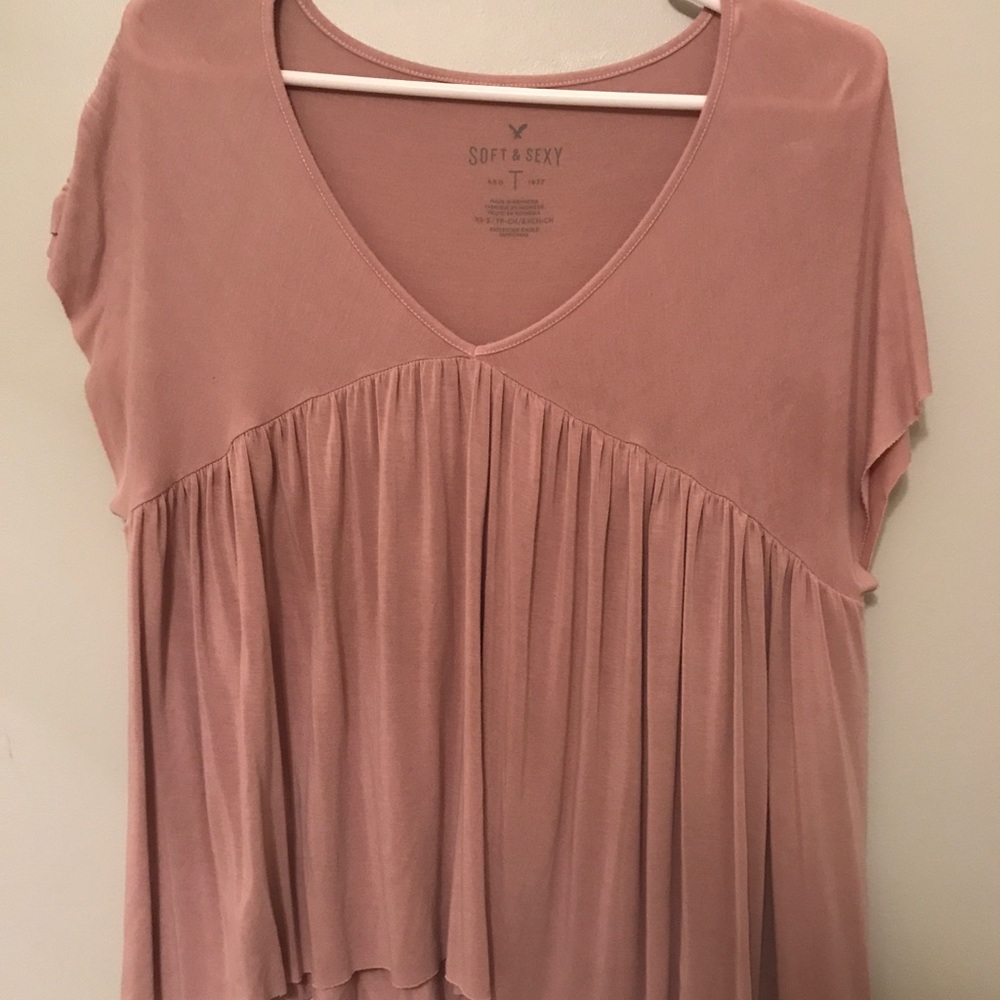 pink top