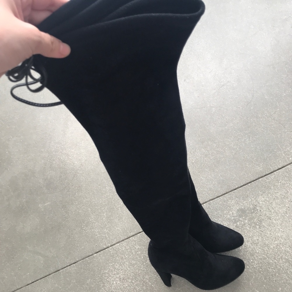 STUART WEITZMAN HIGHLAND BLACK SUEDE THIGH HIGH36