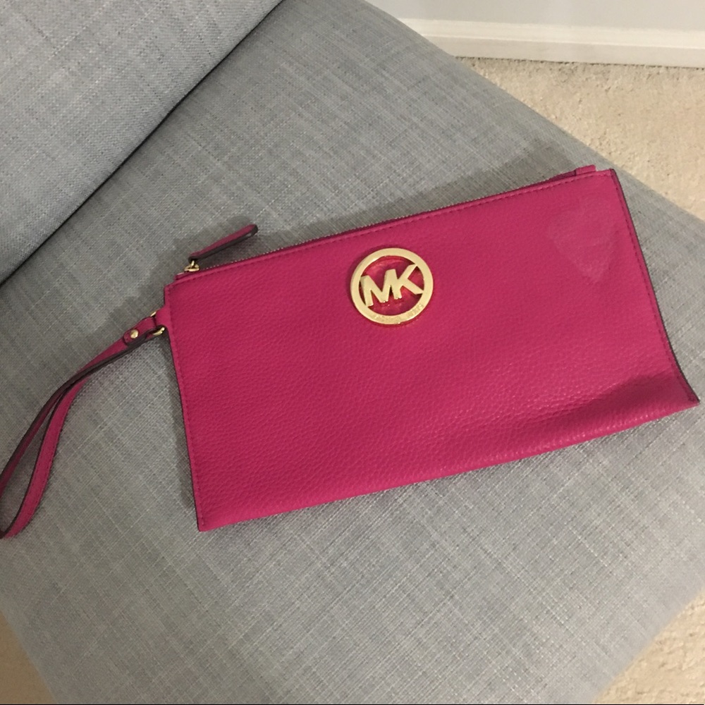 Michael Kors Wristlet