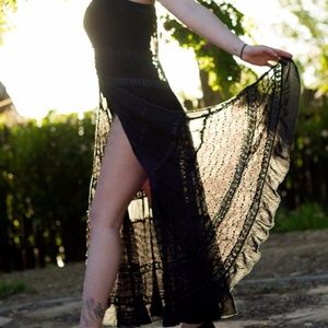 Floor-Length Lace Duster