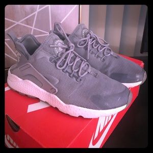 Nike Air Huarache Run Ultra