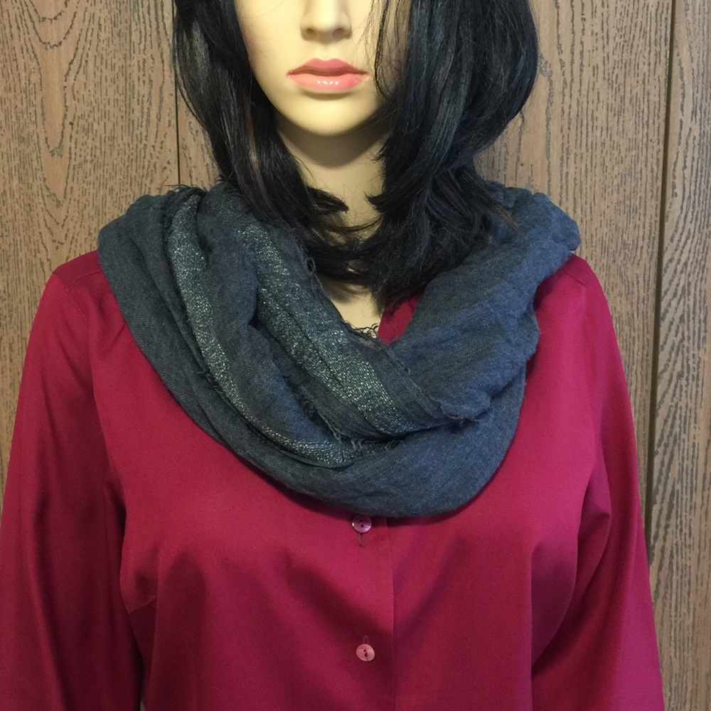 Collection XIIX scarf - Picture 2 of 6