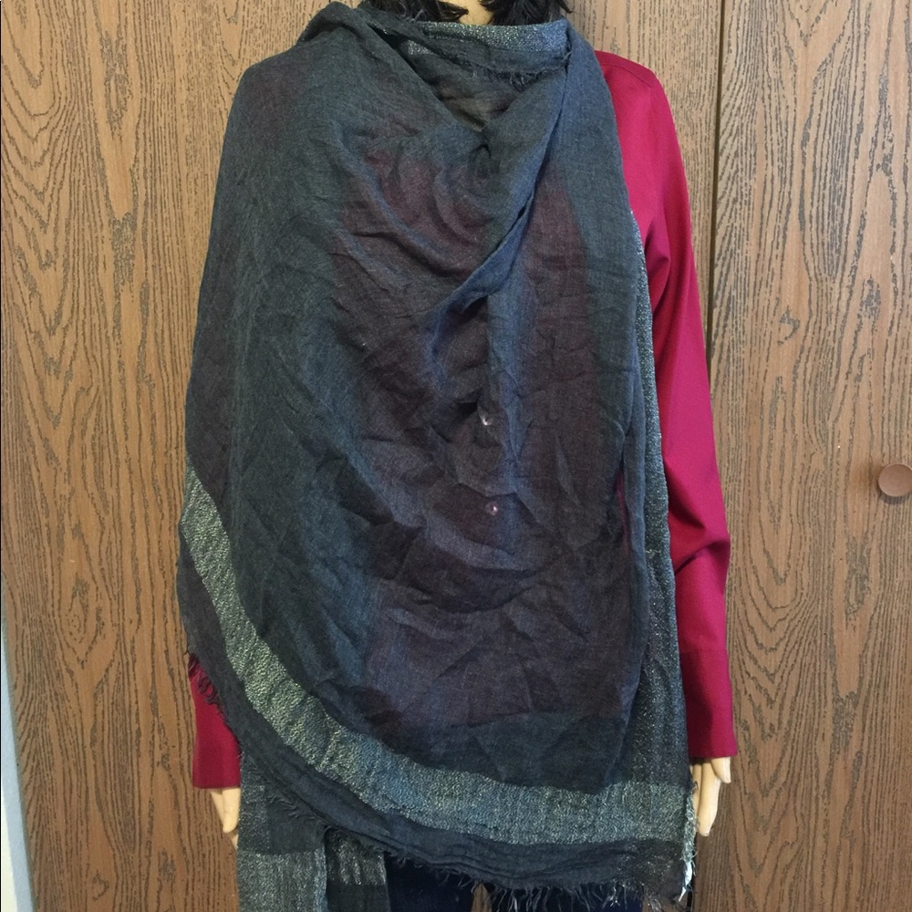 Collection XIIX scarf - Picture 3 of 6