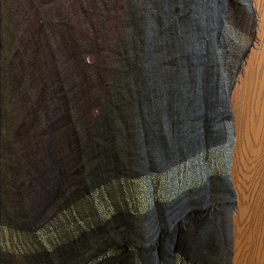 Collection XIIX scarf - Picture 5 of 6