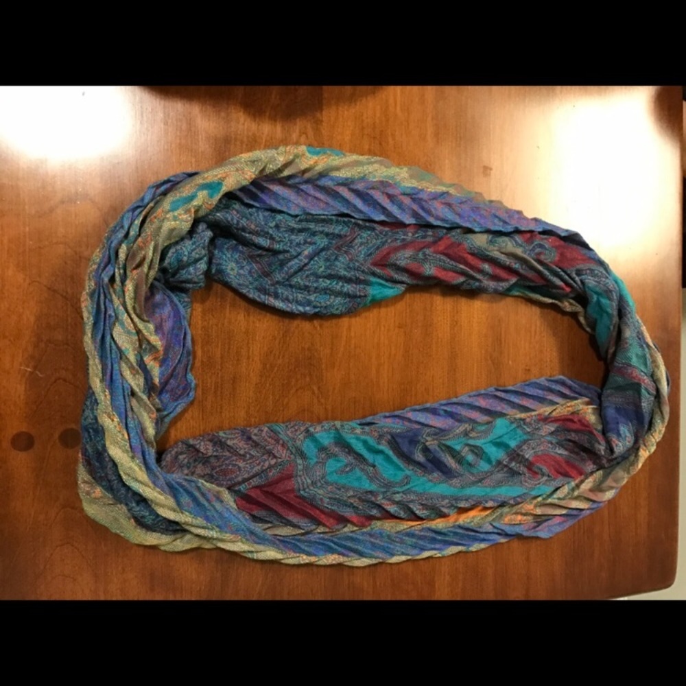 infinity scarf
