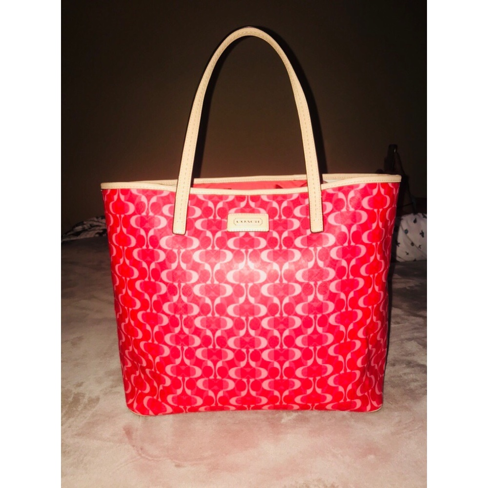 Coach Pink 💗Optic Dream  Offers Welcome