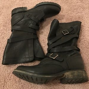 Steve Madden Banditt black leather combat boots