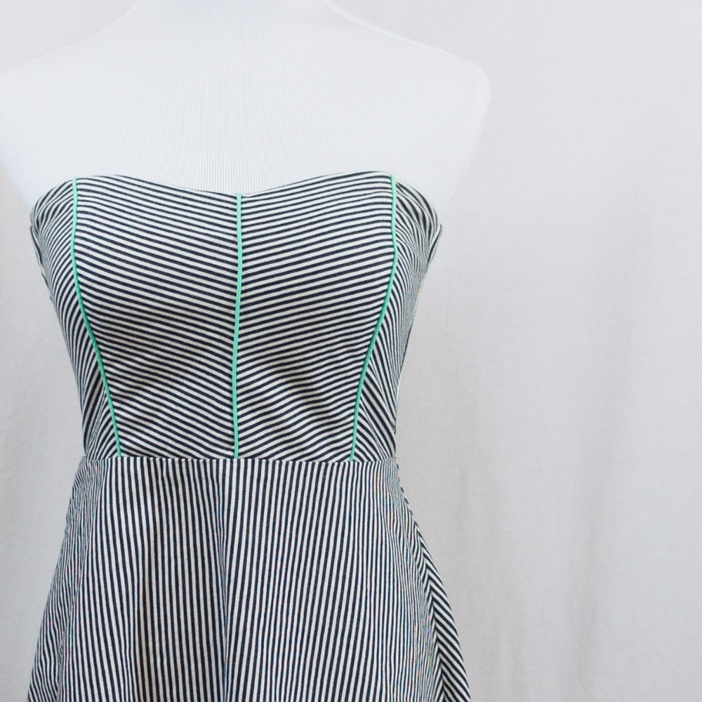 Strapless Striped Dress - Picture 3 of 7