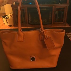 Dooney & Bourke