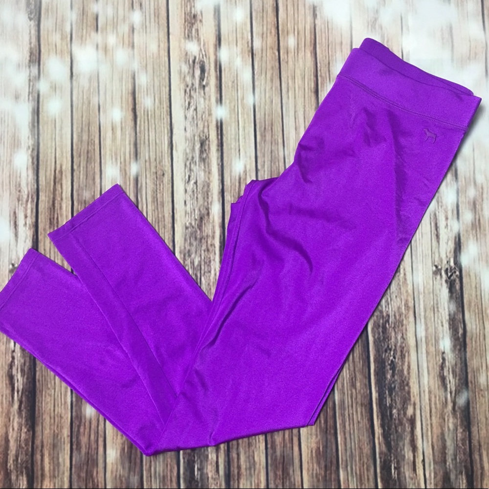 🦄 VS PINK Fuschia Nylon Leggings