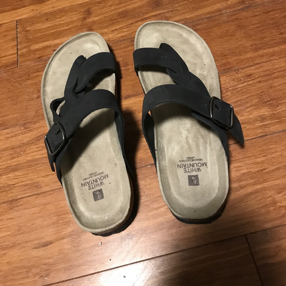 White Mountain comfort sandals, size 8- never worn