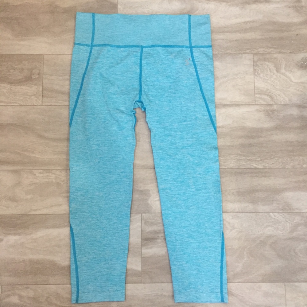 Blue exercise Capri