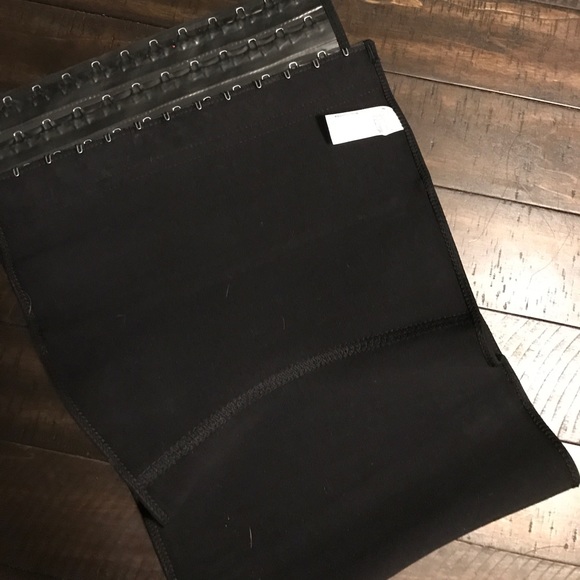 Waist clincher - Picture 2 of 2