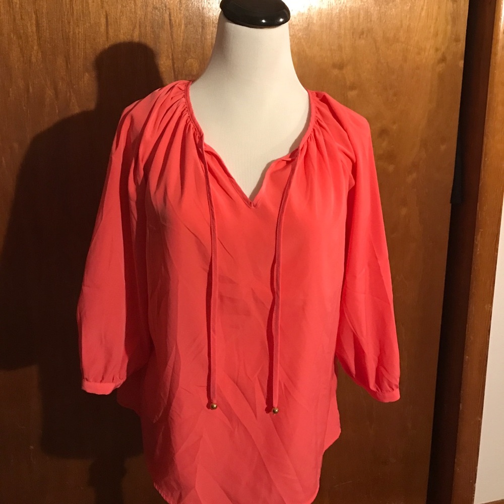 Cute blouse