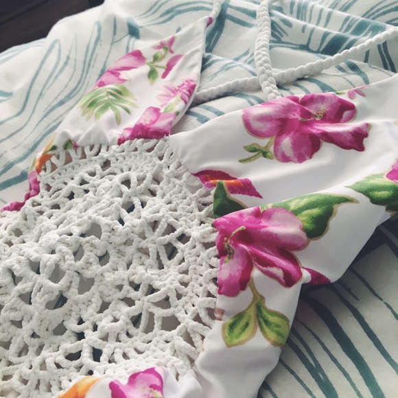 FRANKIES BIKINIS POPPY ONE PIECE - Picture 2 of 6