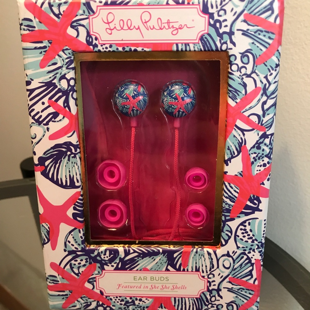 NWT Lilly Pulitzer Ear Buds in She She Shells