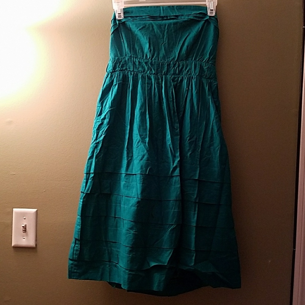 Strapless dress