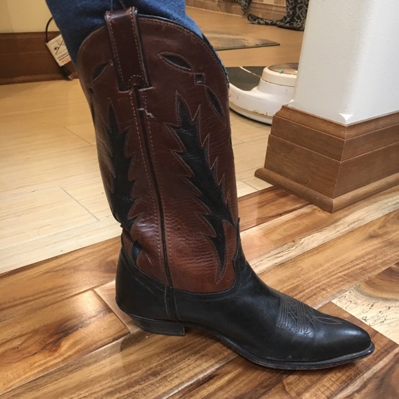 Black and brown cowboy boots - Picture 2 of 5