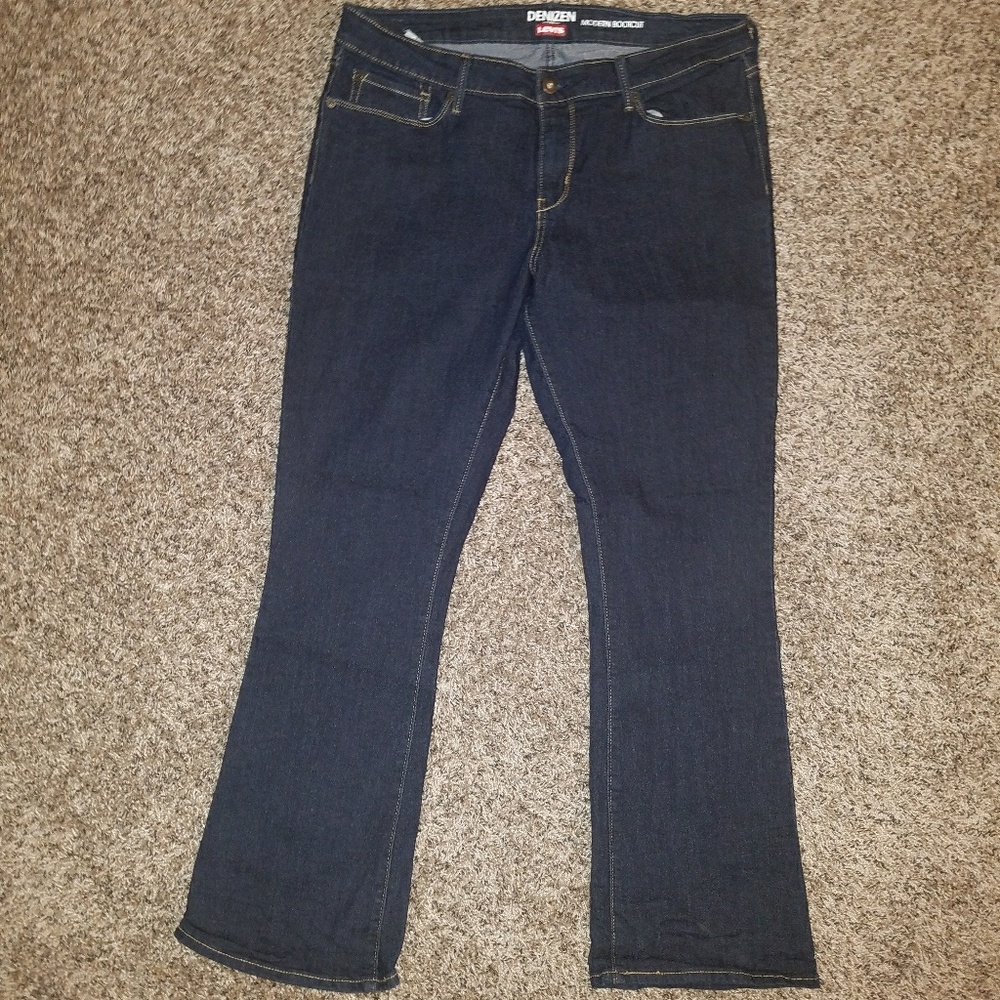 Levis Jeans