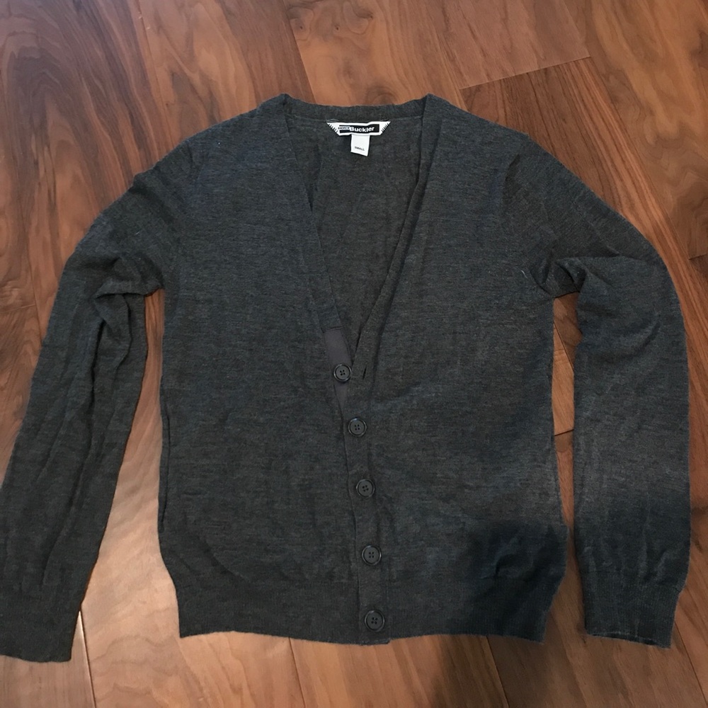 Buckler 100% CASHMERE CARDIGAN SMALL GREY NWOT