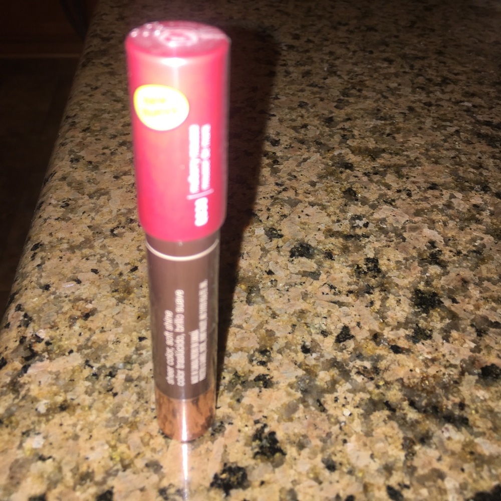 Cover girl collection jumbo gloss balm mulberry mo