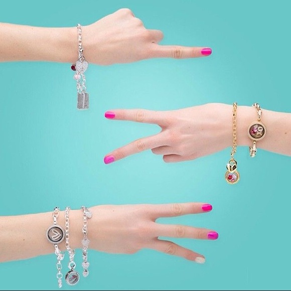 SOLD Origami owl silver twist link locket - Picture 3 of 3