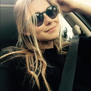 Meet your Posher, Emma