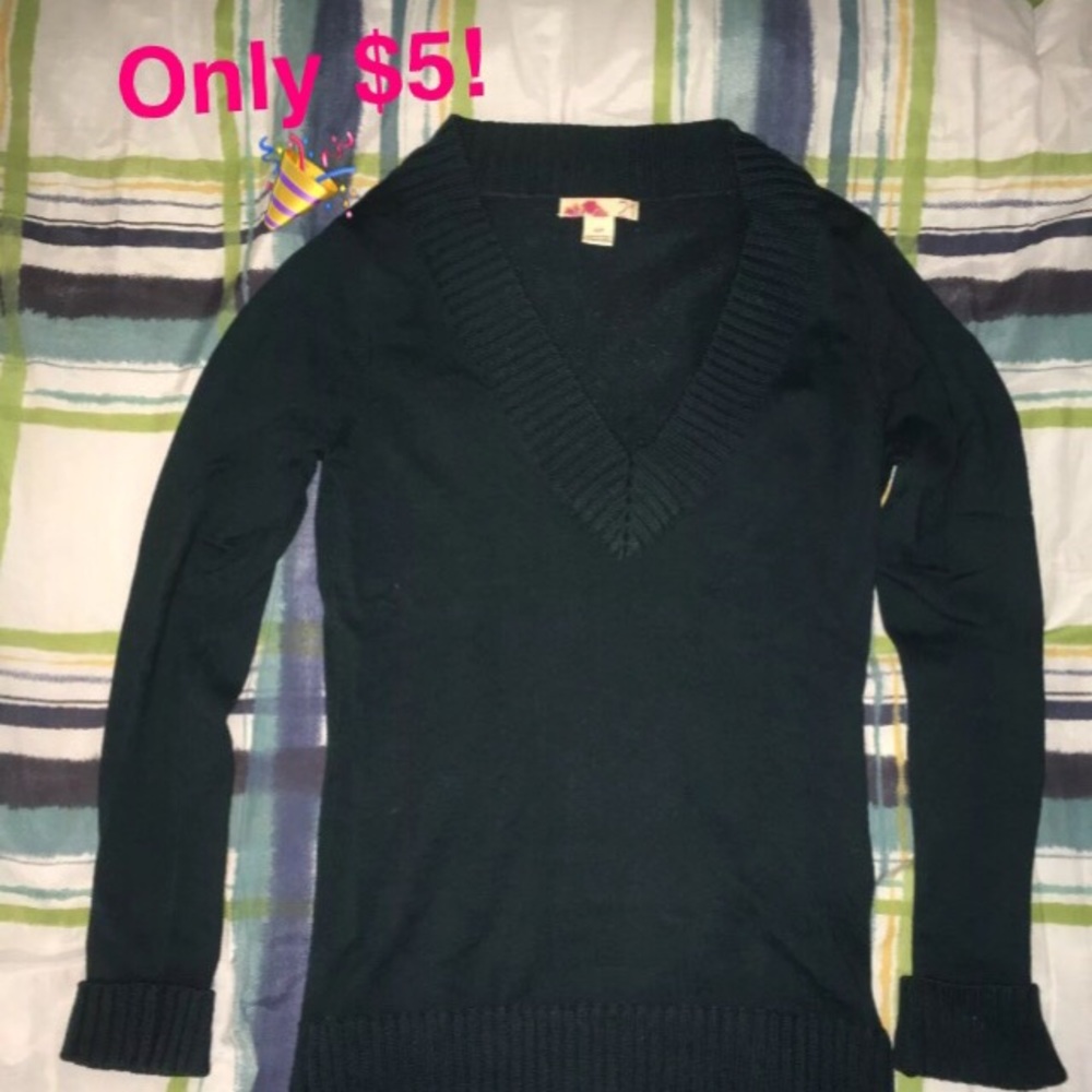 🔥TEAL V-neck sweater- lowest price 🎉