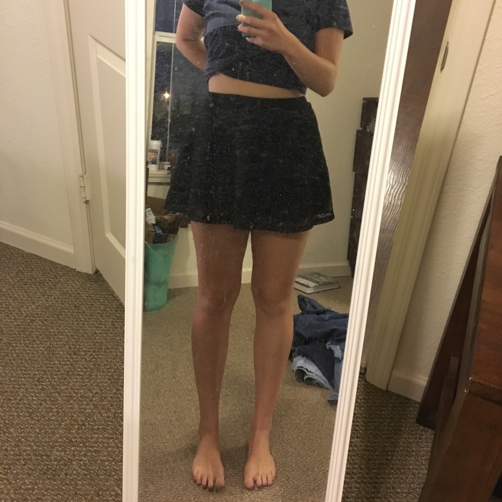 Super cute Aeropostale black lace skirt